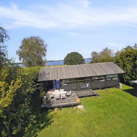 Prázdninový dům Bright Cozy Summer House Directly By The Fjord Kulhuse